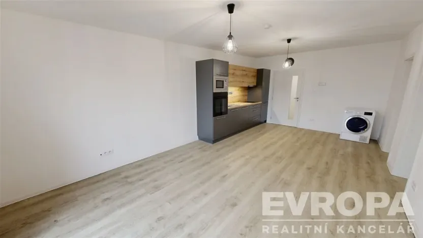 Pronájem bytu 2+kk, Žirovnice, Havlíčkovo náměstí, 52 m2