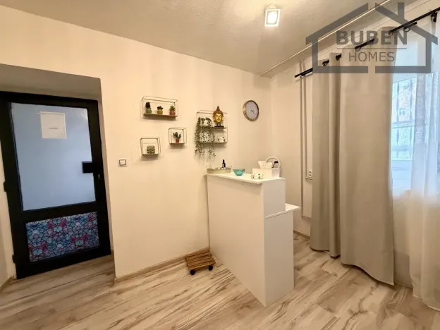 Pronájem obchodního prostoru, Tachov, Husitská, 22 m2