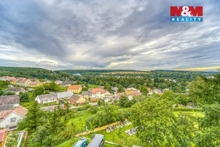 Pronájem bytu 1+kk, Plasy, U Václava, 42 m2