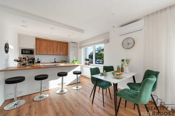 Prodej vily, Říčany - Radošovice, 229 m2