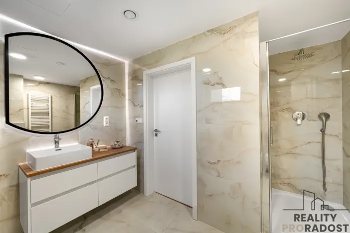 Prodej vily, Říčany - Radošovice, 229 m2