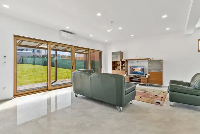 Prodej vily, Vysoký Újezd, U Rybníčka, 292 m2