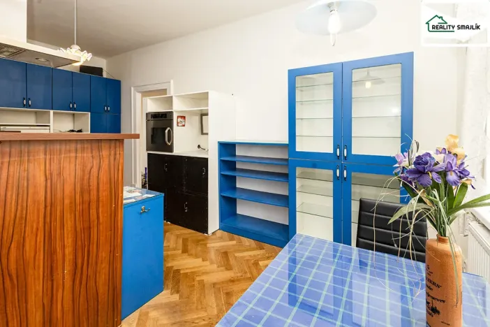 Pronájem bytu 3+1, Cheb, Májová, 114 m2