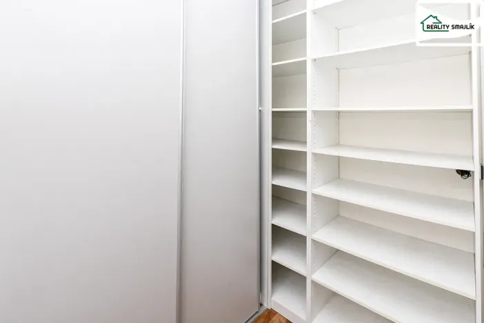 Pronájem bytu 3+1, Cheb, Májová, 114 m2