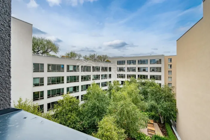 Pronájem bytu 1+kk, Praha - Karlín, Pobřežní, 31 m2