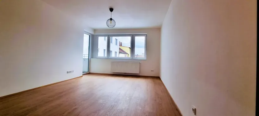 Pronájem bytu 2+kk, Pardubice - Zelené Předměstí, Smilova, 60 m2