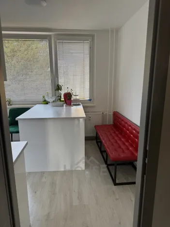 Prodej bytu 3+1, Praha - Modřany, Pertoldova, 71 m2