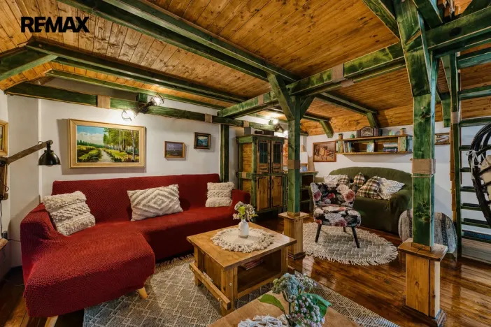Prodej rodinného domu, Všechlapy, 200 m2
