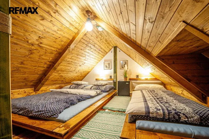 Prodej rodinného domu, Všechlapy, 200 m2