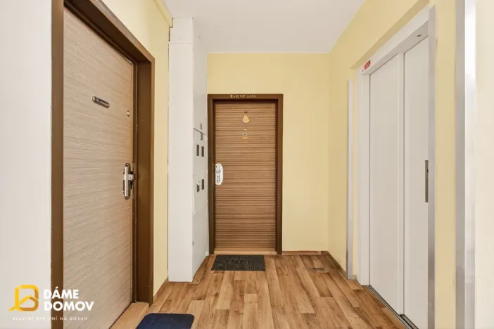 Prodej bytu 2+1, Zlín, Okružní, 45 m2