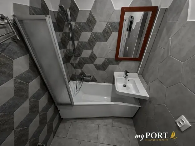 Pronájem bytu 3+1, Karlovy Vary, Severní, 84 m2