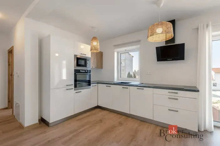 Pronájem bytu 3+kk, Valtice, P. Bezruče, 58 m2