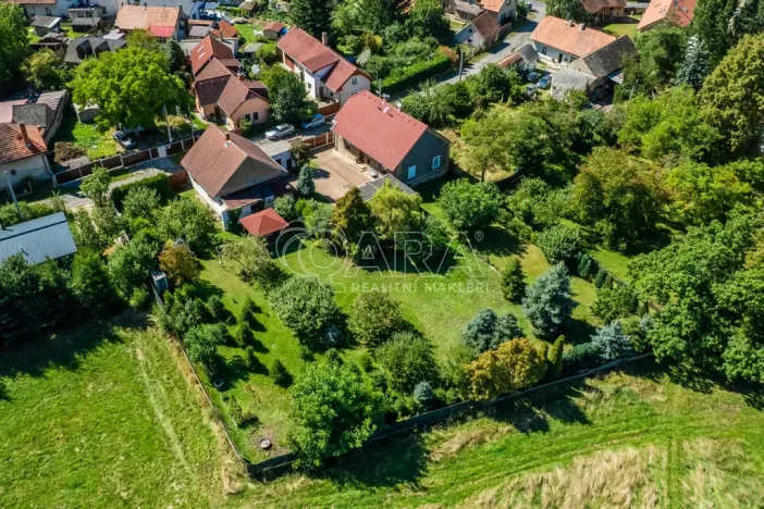 Prodej vícegeneračního domu, Velký Chlumec, 180 m2