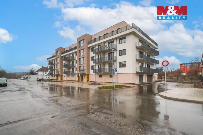 Pronájem bytu 2+kk, Nymburk, Bobnická, 76 m2