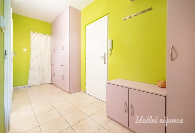 Pronájem bytu 2+1, Praha - Krč, V Štíhlách, 47 m2