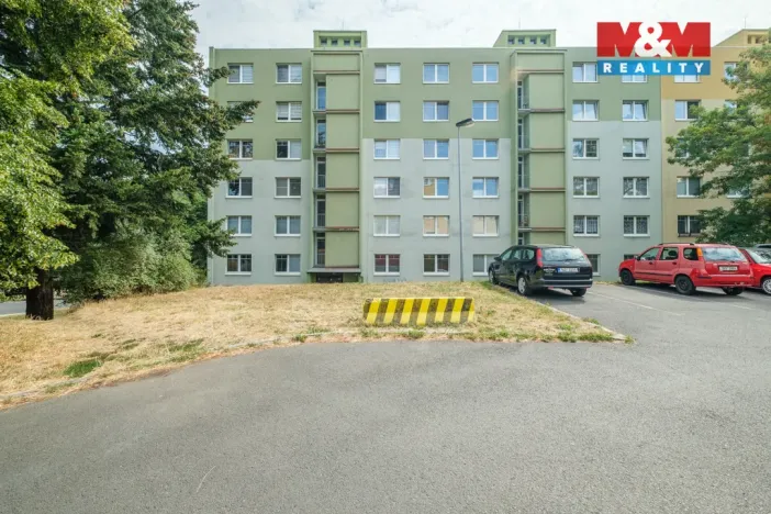 Prodej bytu 3+1, Klášterec nad Ohří, Školní, 66 m2