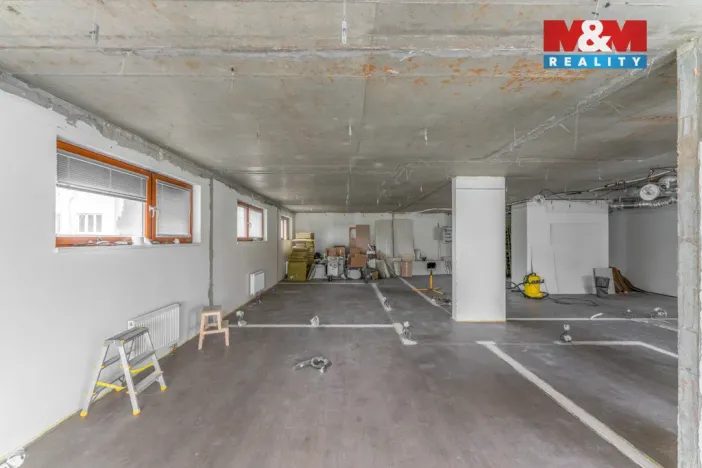 Pronájem obchodního prostoru, Praha - Břevnov, Bělohorská, 168 m2