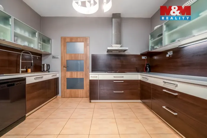 Prodej rodinného domu, Střezetice, 187 m2