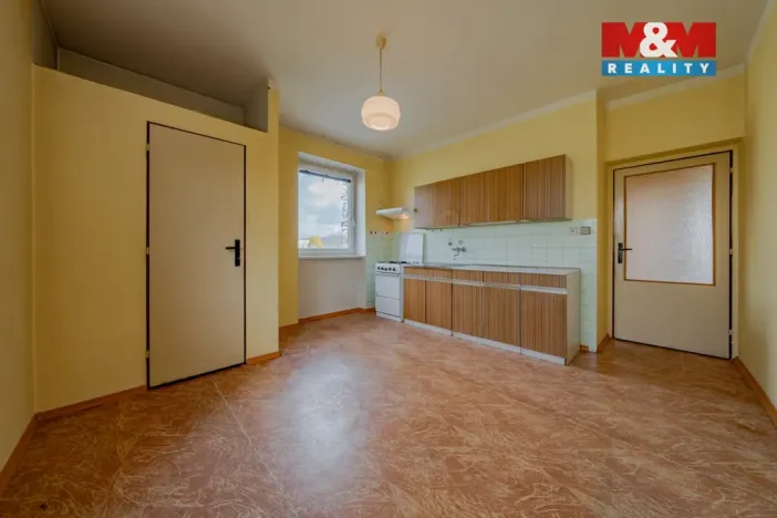 Prodej rodinného domu, Valašské Meziříčí, Družstevní, 230 m2