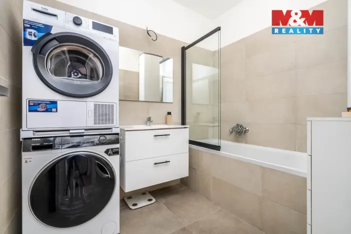 Prodej bytu 3+kk, Hradec Králové - Pražské Předměstí, Bohuslava Martinů, 85 m2