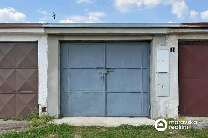 Prodej garáže, Ivančice, 18 m2