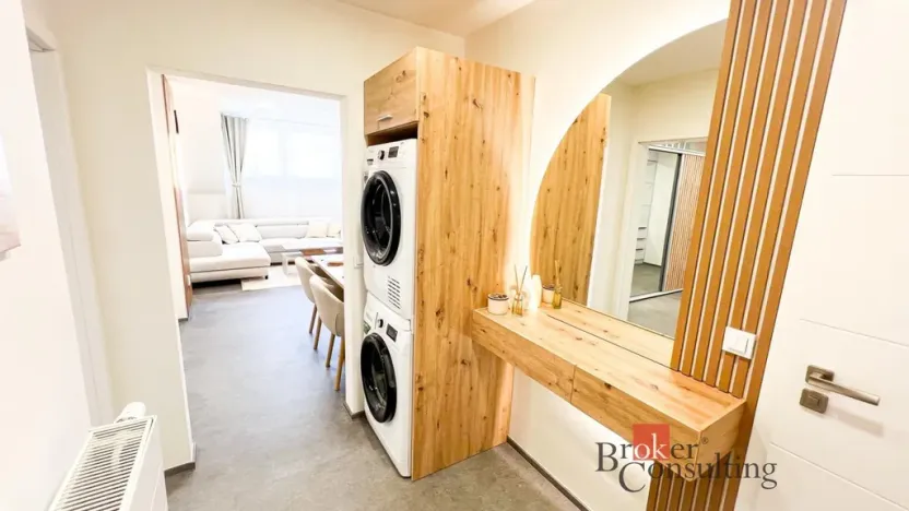 Pronájem bytu 2+kk, Praha - Smíchov, Zubatého, 74 m2