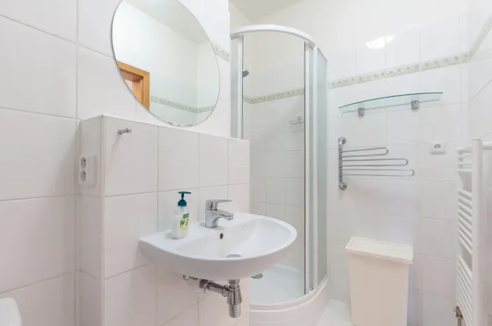 Pronájem bytu 1+kk, Praha - Žižkov, Jeseniova, 31 m2