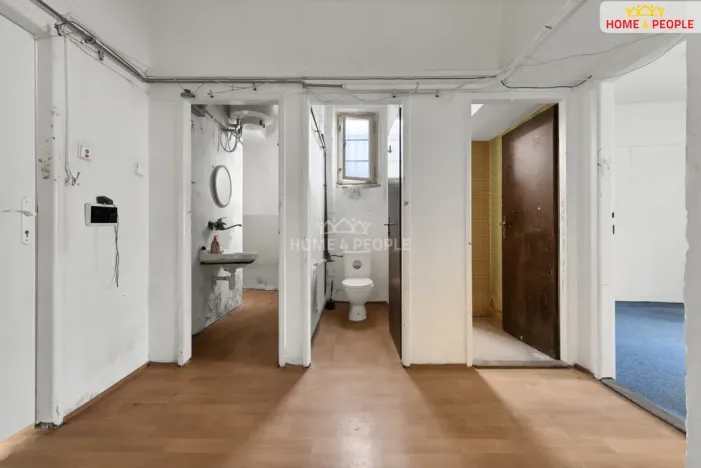 Prodej komerční nemovitosti, Říčany, Olivova, 41 m2