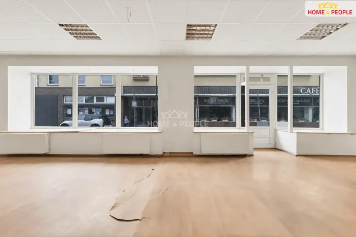 Prodej obchodního prostoru, Říčany, Olivova, 60 m2