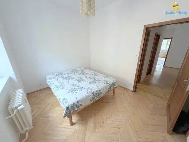 Prodej bytu 3+1, Praha - Vršovice, K louži, 84 m2