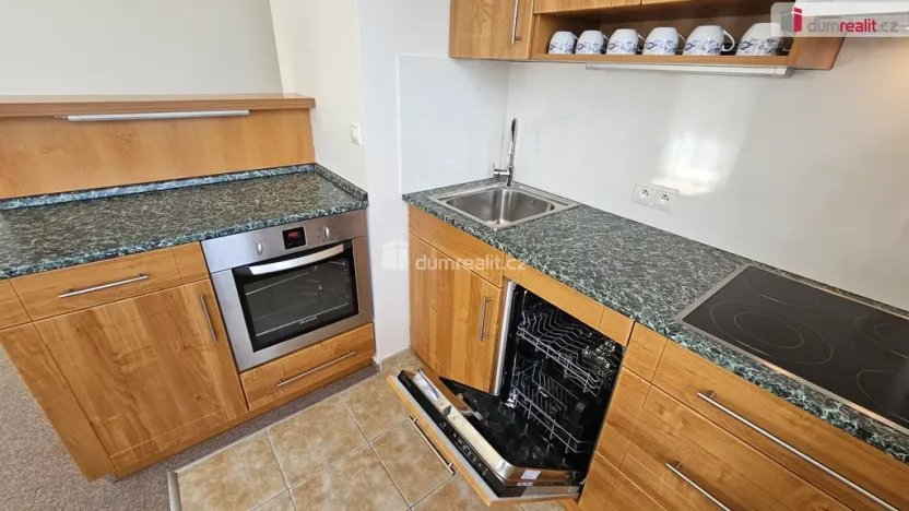 Pronájem bytu 2+kk, Praha - Letňany, Chotěšovská, 48 m2