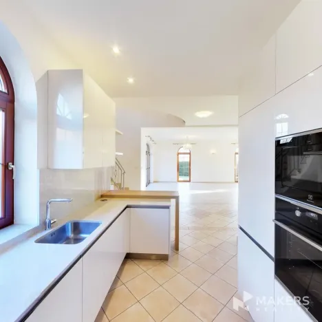 Pronájem vily, Praha - Nebušice, Nebušická, 254 m2