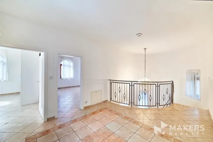 Pronájem vily, Praha - Nebušice, Nebušická, 254 m2