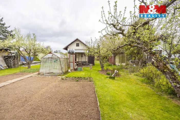 Prodej chaty, Hradec Králové - Věkoše, Nad Oborou, 25 m2