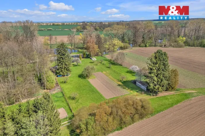 Prodej pozemku, Hrochův Týnec - Blížňovice, 2680 m2