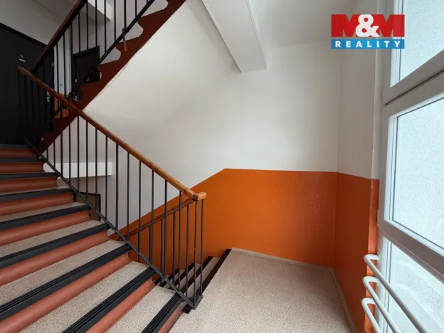 Prodej bytu 2+1, Kadaň, Chomutovská, 54 m2