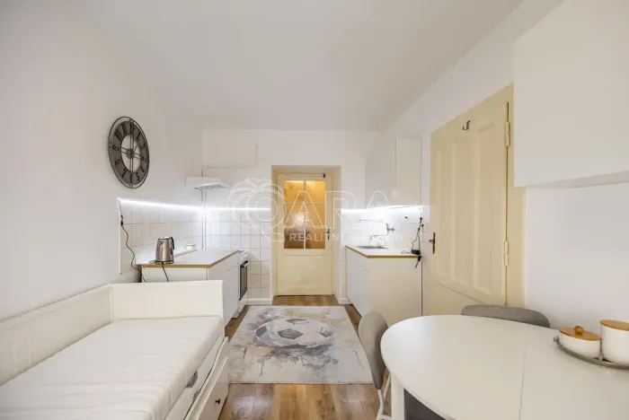 Pronájem bytu 1+1, Praha - Záběhlice, Záběhlická, 37 m2