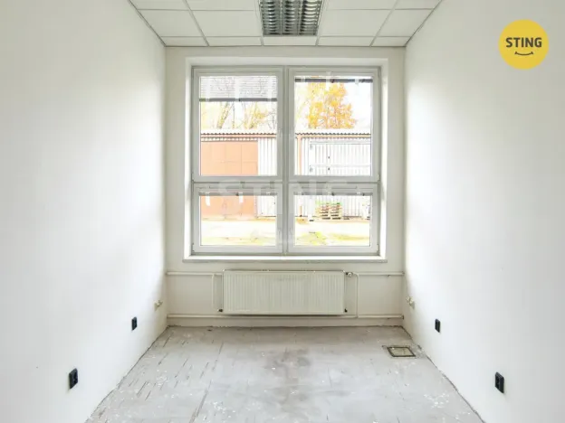 Pronájem skladu, Ostrava, Paskovská, 600 m2