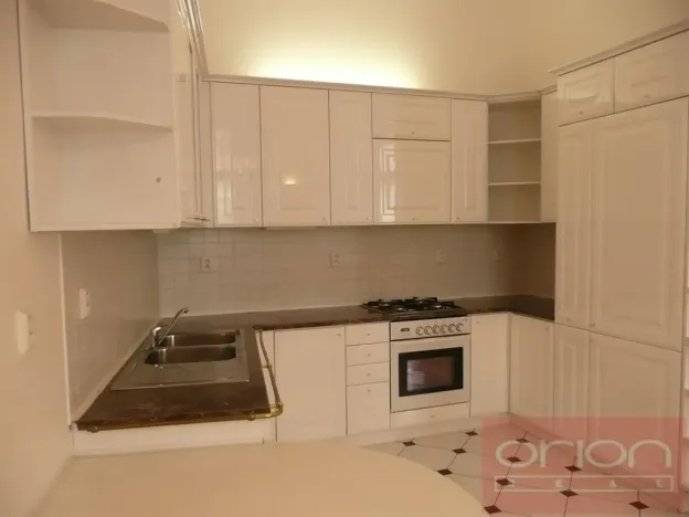 Pronájem bytu 3+kk, Praha - Vinohrady, Italská, 122 m2
