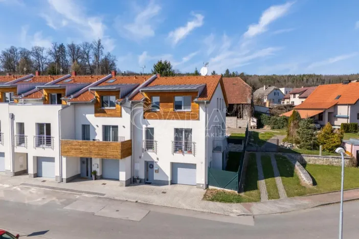 Prodej rodinného domu, Štěkeň, Slatinská, 227 m2