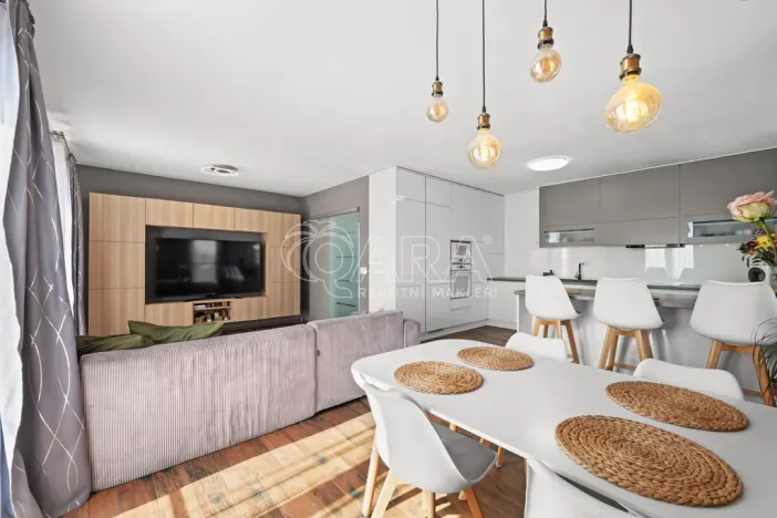 Prodej rodinného domu, Štěkeň, Slatinská, 227 m2