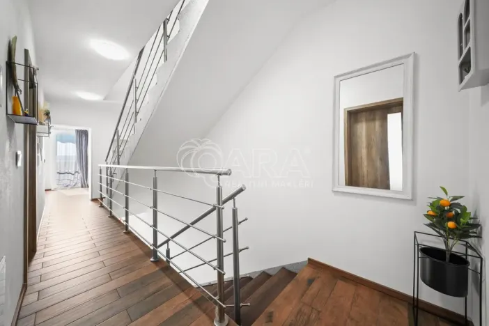 Prodej rodinného domu, Štěkeň, Slatinská, 227 m2