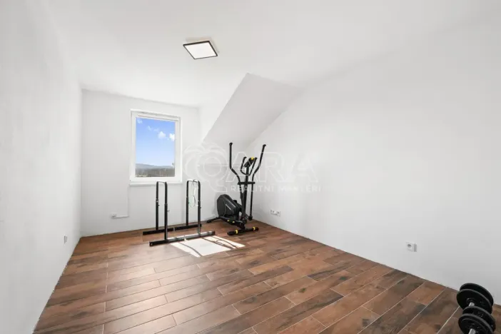 Prodej rodinného domu, Štěkeň, Slatinská, 227 m2