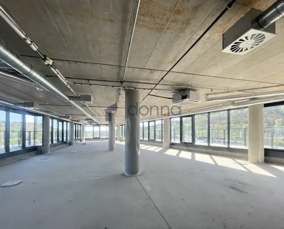 Pronájem kanceláře, Praha, Strakonická, 264 m2