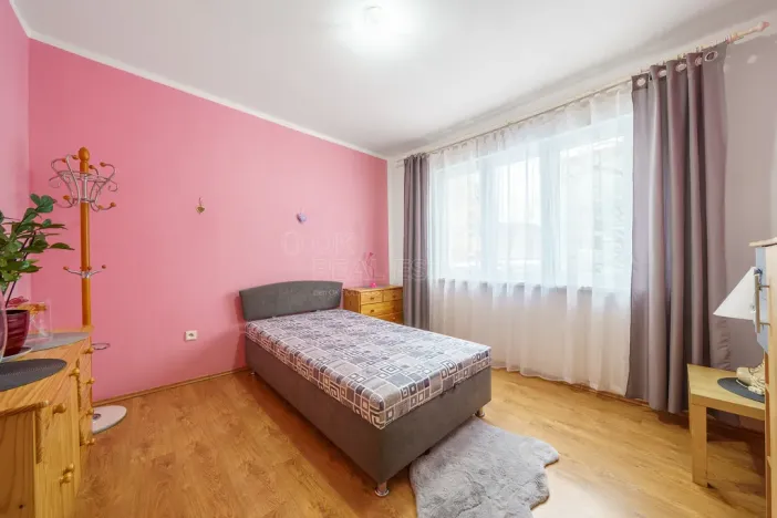 Pronájem bytu 2+1, Ostrov, Lidická, 54 m2