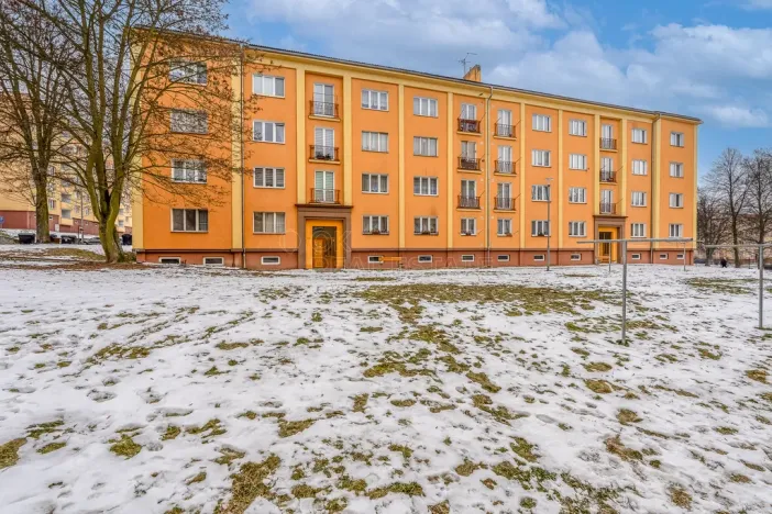 Pronájem bytu 2+1, Ostrov, Lidická, 54 m2