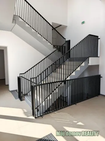 Pronájem bytu 1+kk, Praha - Libuš, Libušská, 33 m2