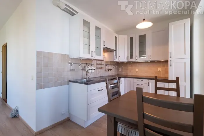 Pronájem bytu 1+kk, Odolena Voda, Pod Tvrzí, 42 m2