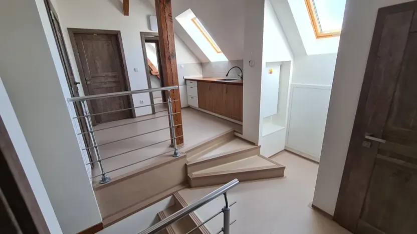 Pronájem kanceláře, Milovice, ČSA, 12 m2