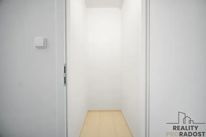 Pronájem bytu 1+1, Pardubice - Studánka, Jana Zajíce, 51 m2